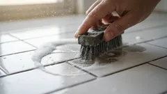 Fogrengöring som verkligen fungerar: beprövade metoder för badrum och kök i alla hem